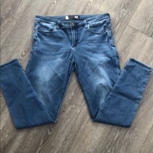 Kut from the Kloth Jennifer Size 10 jeans